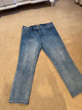 Kut from the Kloth Medium Blue Denim Jeans with Tan Leather Patch